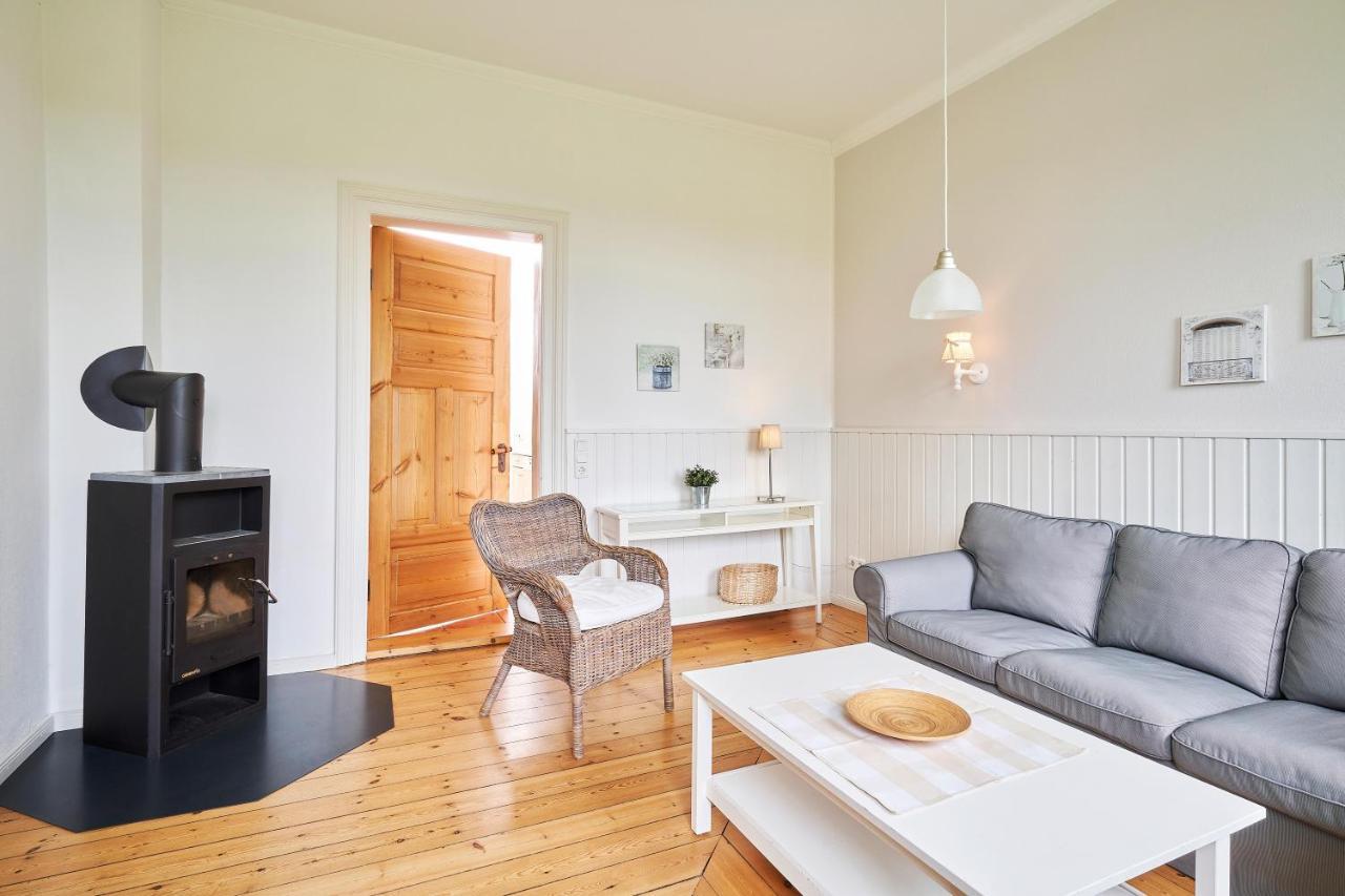 Ferienwohnungen Gut Oestergaard Steinberg  Zimmer foto